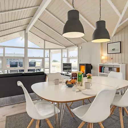 3 Bedroom Gorgeous In *